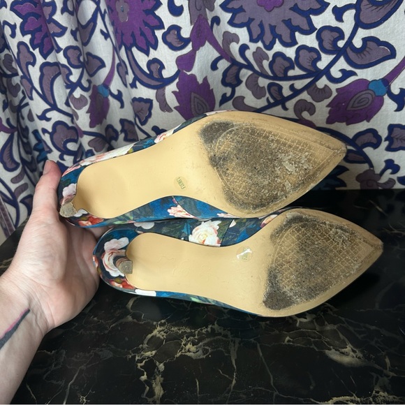 Jessica Simpson floral Dusk heels - Picture 5 of 8